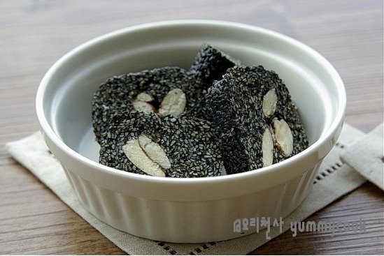 검은깨 강정~~ 우리집 웰빙 주전부리