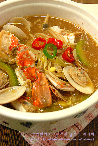 제철에 안먹으면 서운해요~/꽃게 된장찌개~